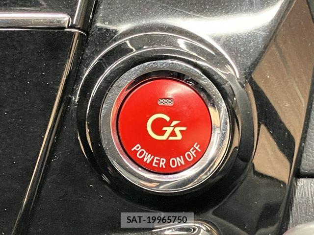 Toyota PRIUS ALPHA 2015-04 6752947-27