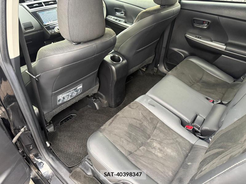 Toyota PRIUS ALPHA 2015-10 1300107-14