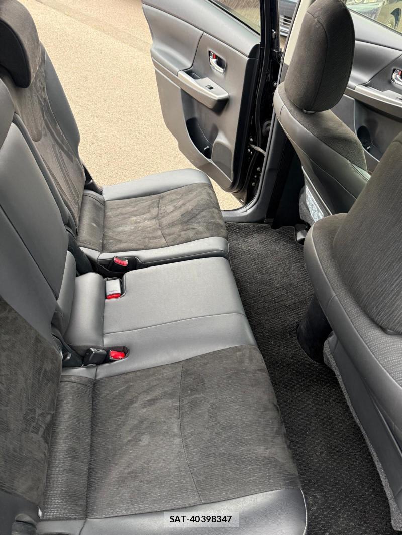 Toyota PRIUS ALPHA 2015-10 1300107-15