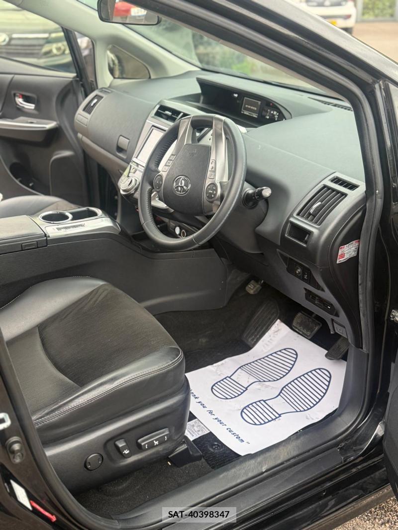 Toyota PRIUS ALPHA 2015-10 1300107-23