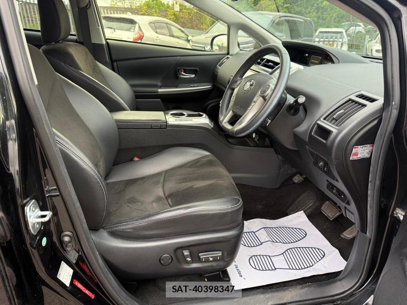 Toyota PRIUS ALPHA 2015-10 1300107-24