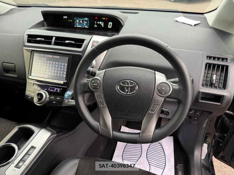 Toyota PRIUS ALPHA 2015-10 1300107-28