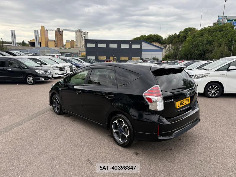 Toyota PRIUS ALPHA 2015-10 1300107-2