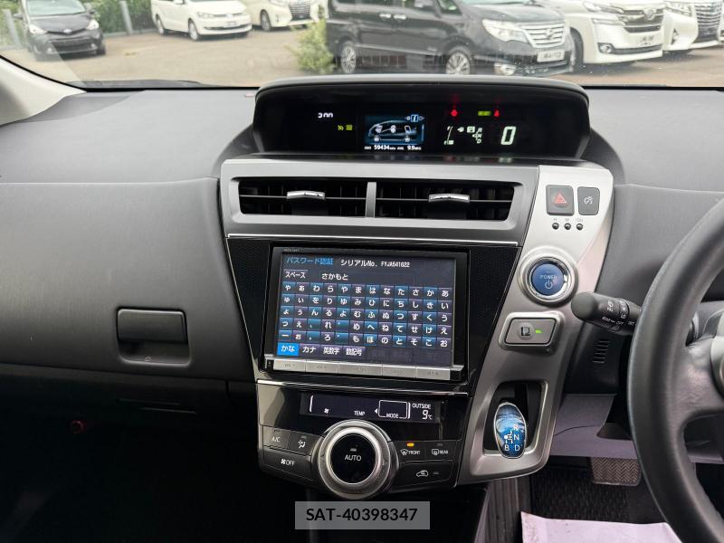 Toyota PRIUS ALPHA 2015-10 1300107-37