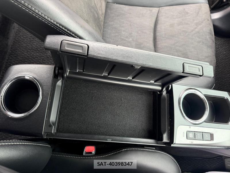 Toyota PRIUS ALPHA 2015-10 1300107-43