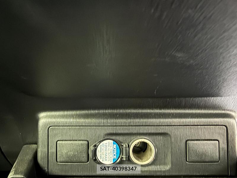 Toyota PRIUS ALPHA 2015-10 1300107-44