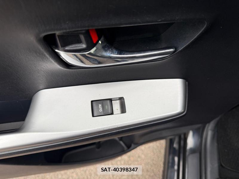 Toyota PRIUS ALPHA 2015-10 1300107-47