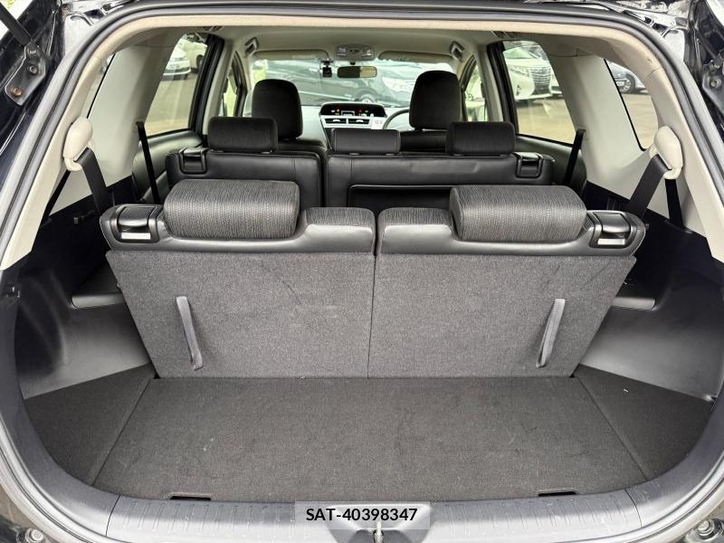 Toyota PRIUS ALPHA 2015-10 1300107-54