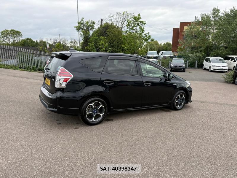 Toyota PRIUS ALPHA 2015-10 1300107-5