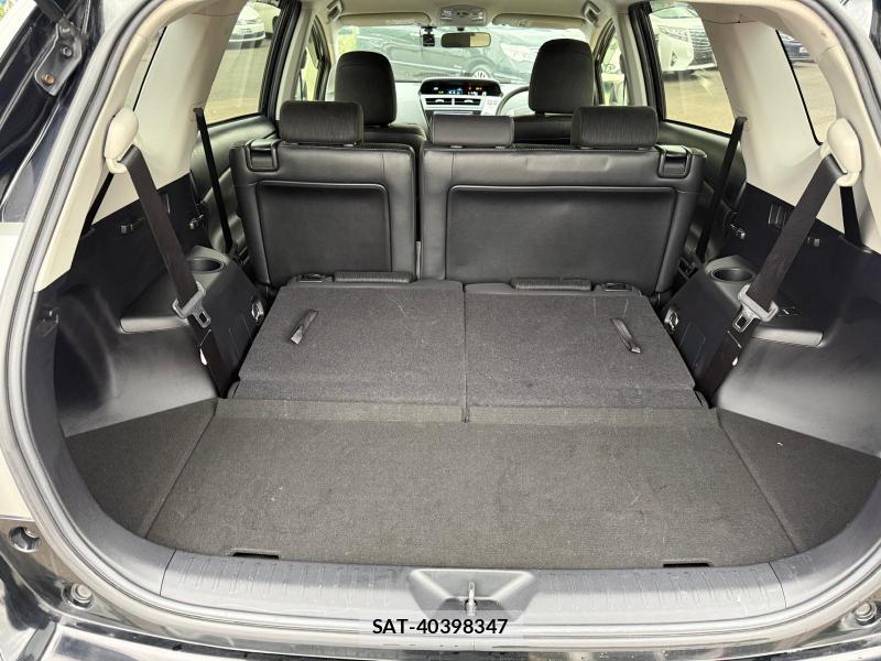 Toyota PRIUS ALPHA 2015-10 1300107-59