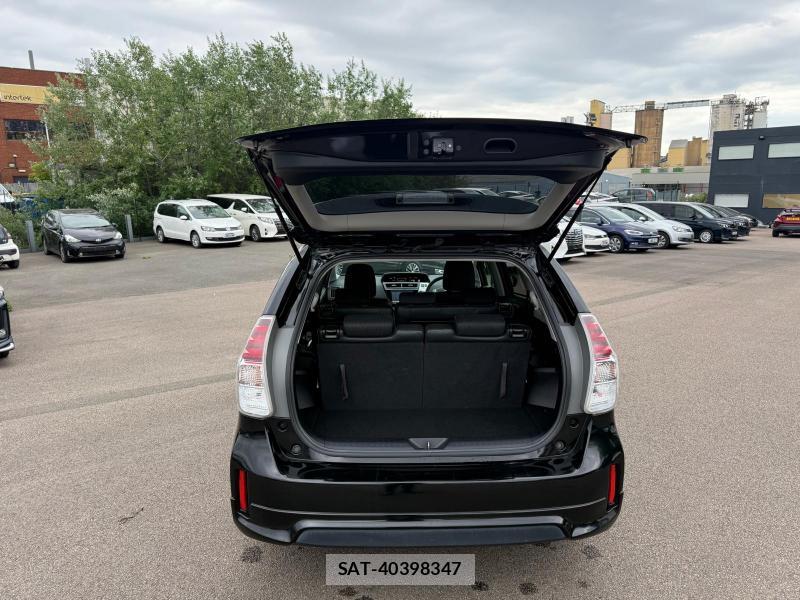 Toyota PRIUS ALPHA 2015-10 1300107-60