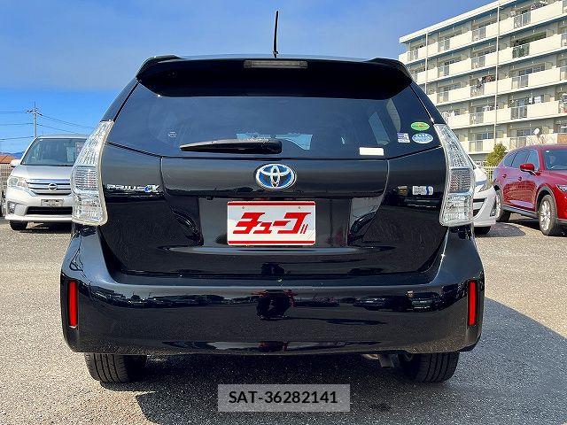 Toyota PRIUS ALPHA 2013-01 6752948-23