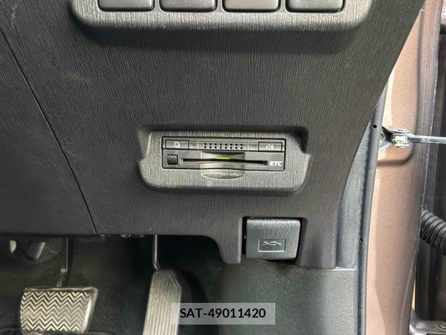Toyota PRIUS ALPHA 2015-02 6816688-11