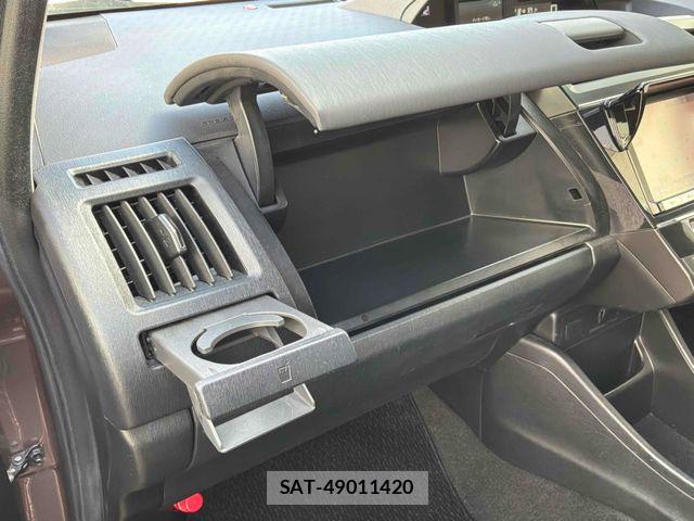 Toyota PRIUS ALPHA 2015-02 6816688-14