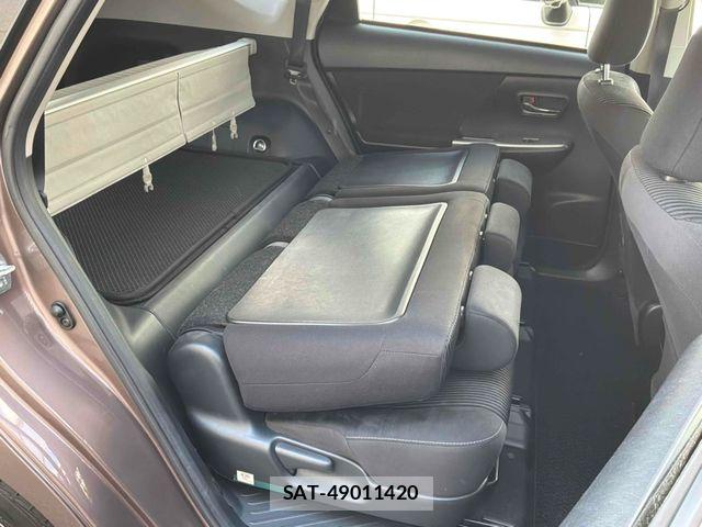 Toyota PRIUS ALPHA 2015-02 6816688-20