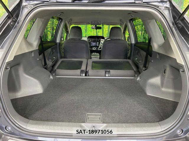 Toyota PRIUS ALPHA 2011-09 6816695-9
