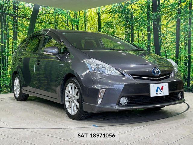 Toyota PRIUS ALPHA 2011-09 6816695-15