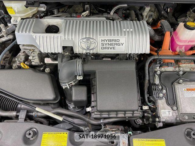 Toyota PRIUS ALPHA 2011-09 6816695-17