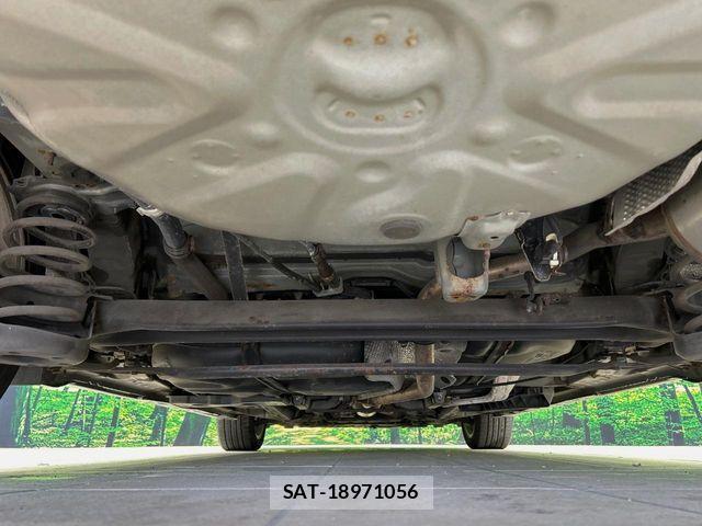 Toyota PRIUS ALPHA 2011-09 6816695-18