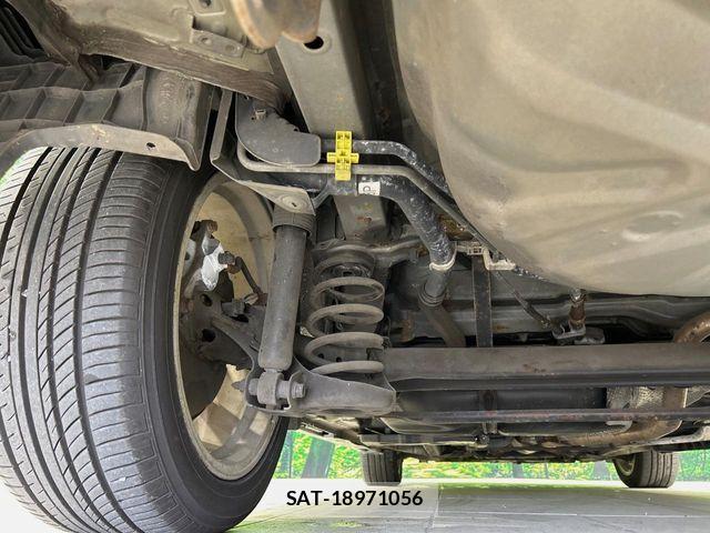 Toyota PRIUS ALPHA 2011-09 6816695-19