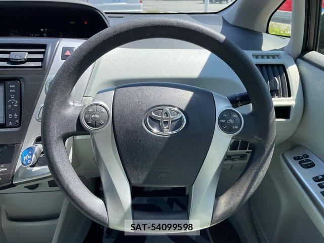 Toyota PRIUS ALPHA 2012-03 6816692-10