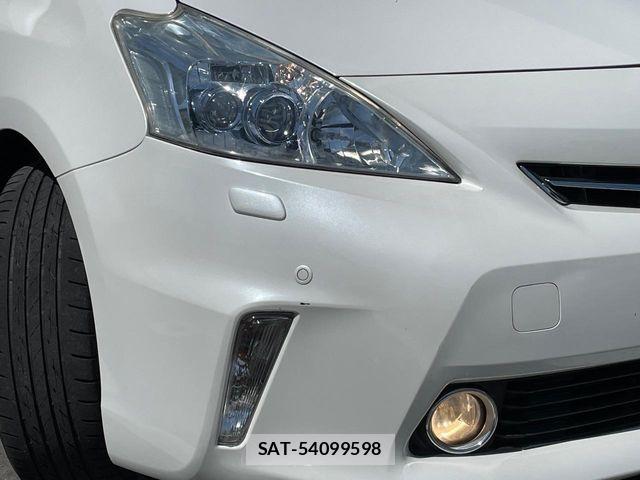 Toyota PRIUS ALPHA 2012-03 6816692-11