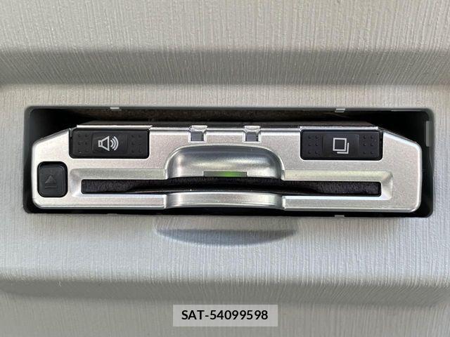 Toyota PRIUS ALPHA 2012-03 6816692-5