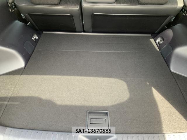 Toyota PRIUS ALPHA 2014-11 6816691-10