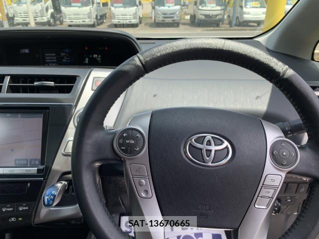 Toyota PRIUS ALPHA 2014-11 6816691-12