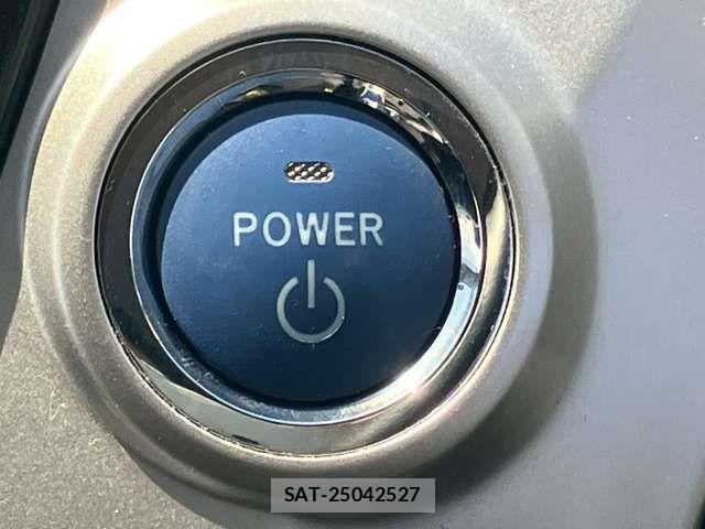 Toyota PRIUS ALPHA 2011-08 6816690-11