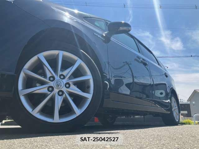 Toyota PRIUS ALPHA 2011-08 6816690-15