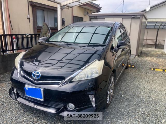 Toyota PRIUS ALPHA 2011-09 6911556-0