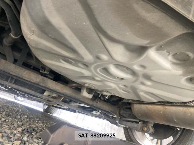 Toyota PRIUS ALPHA 2011-09 6911556-9