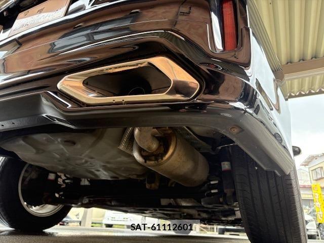 Toyota PRIUS ALPHA 2018-01 6911513-17