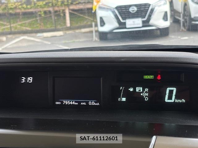 Toyota PRIUS ALPHA 2018-01 6911513-18