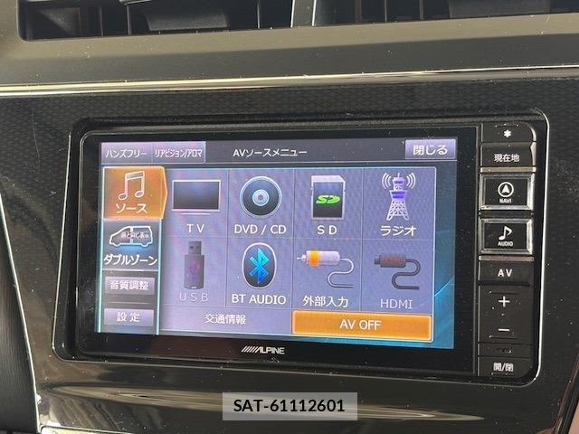 Toyota PRIUS ALPHA 2018-01 6911513-23
