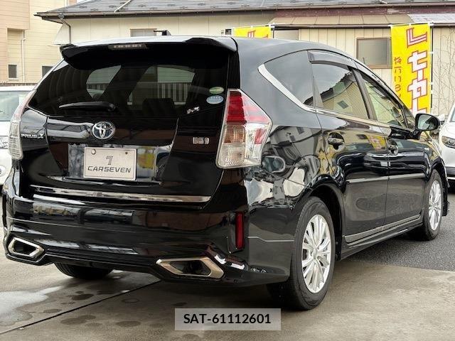 Toyota PRIUS ALPHA 2018-01 6911513-7