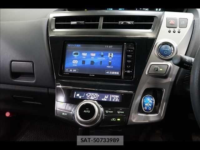 Toyota PRIUS ALPHA 2015-08 6911514-10