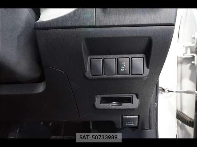 Toyota PRIUS ALPHA 2015-08 6911514-13