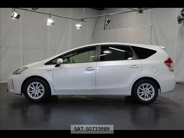 Toyota PRIUS ALPHA 2015-08 6911514-14