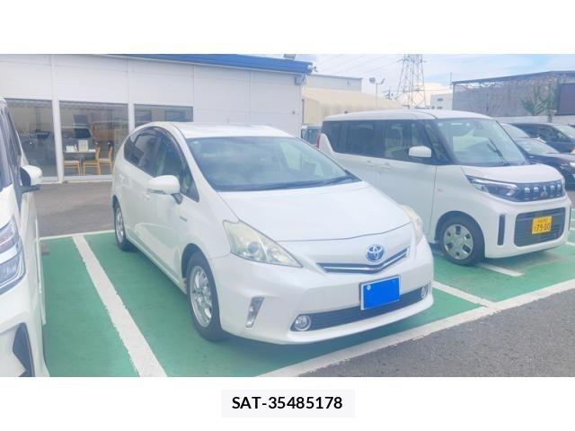 Toyota PRIUS ALPHA 2013-06 6911538-0