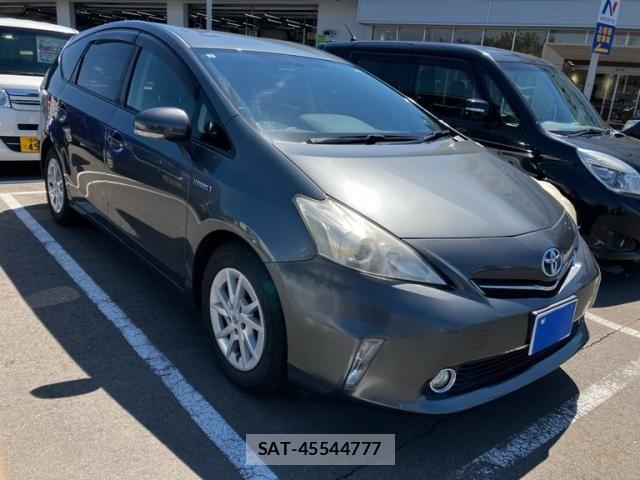 Toyota PRIUS ALPHA 2011-09 6911554-0