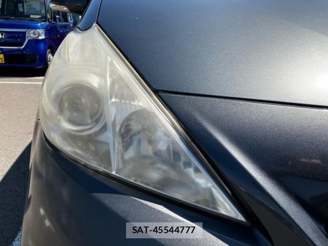 Toyota PRIUS ALPHA 2011-09 6911554-10