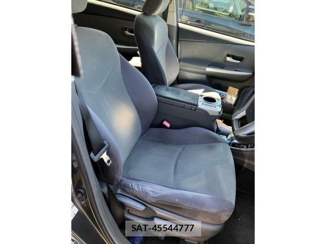 Toyota PRIUS ALPHA 2011-09 6911554-16