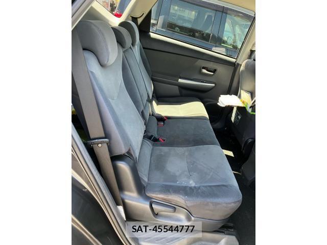 Toyota PRIUS ALPHA 2011-09 6911554-17