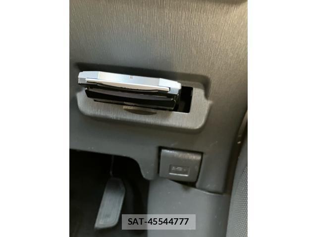 Toyota PRIUS ALPHA 2011-09 6911554-24
