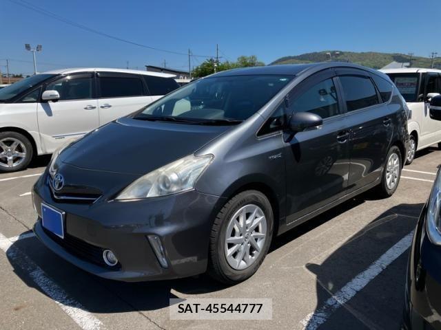 Toyota PRIUS ALPHA 2011-09 6911554-2