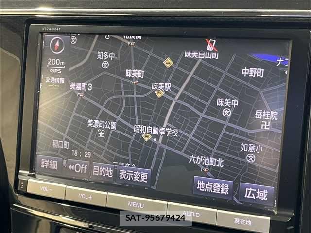 Toyota PRIUS ALPHA 2015-08 6911516-3