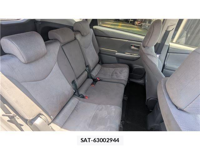 Toyota PRIUS ALPHA 2014-02 6911533-10