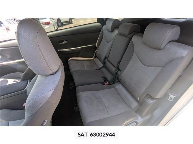 Toyota PRIUS ALPHA 2014-02 6911533-12